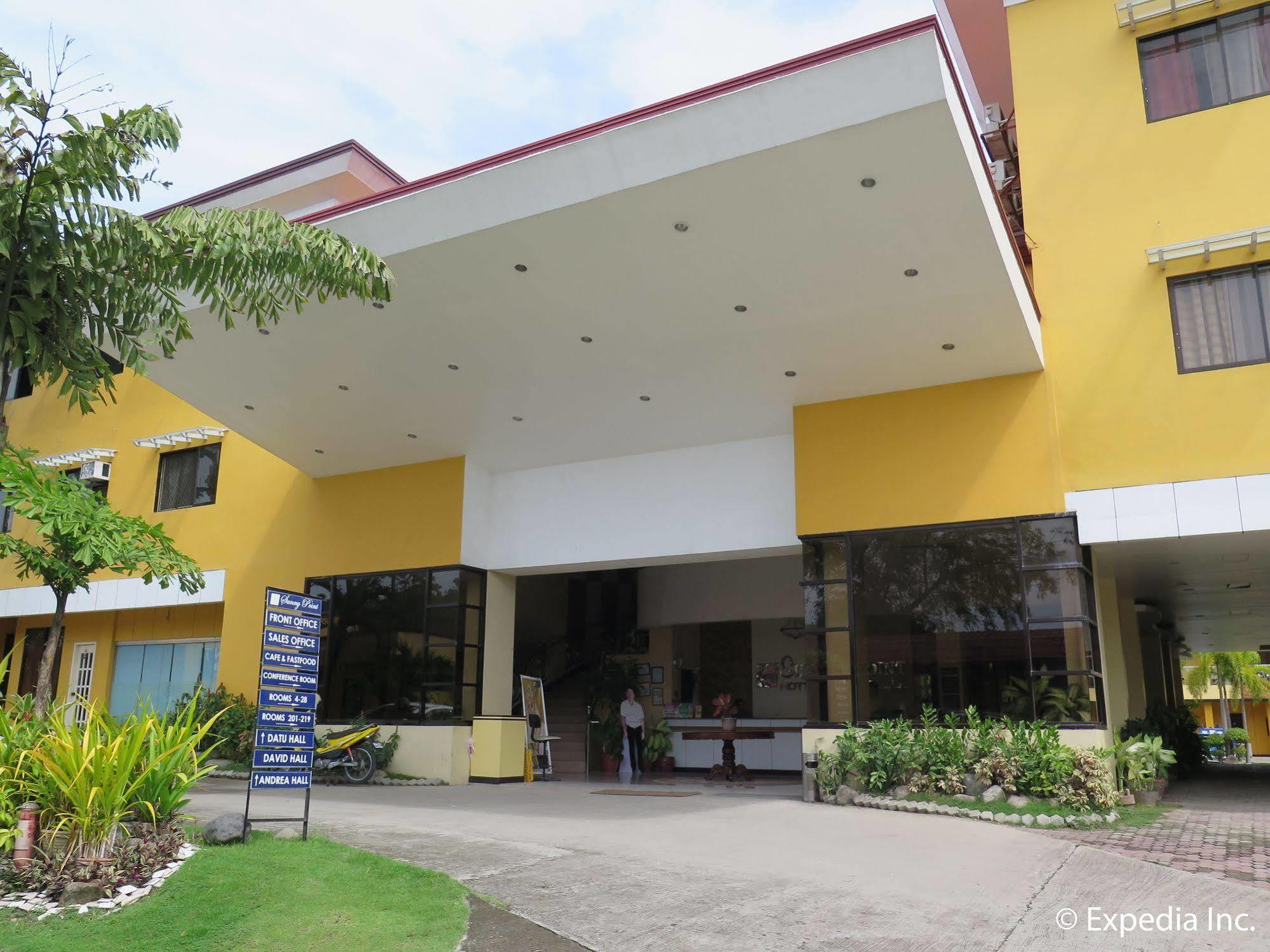 Oyo 197 Sunny Point Hotel Davao City Extérieur photo