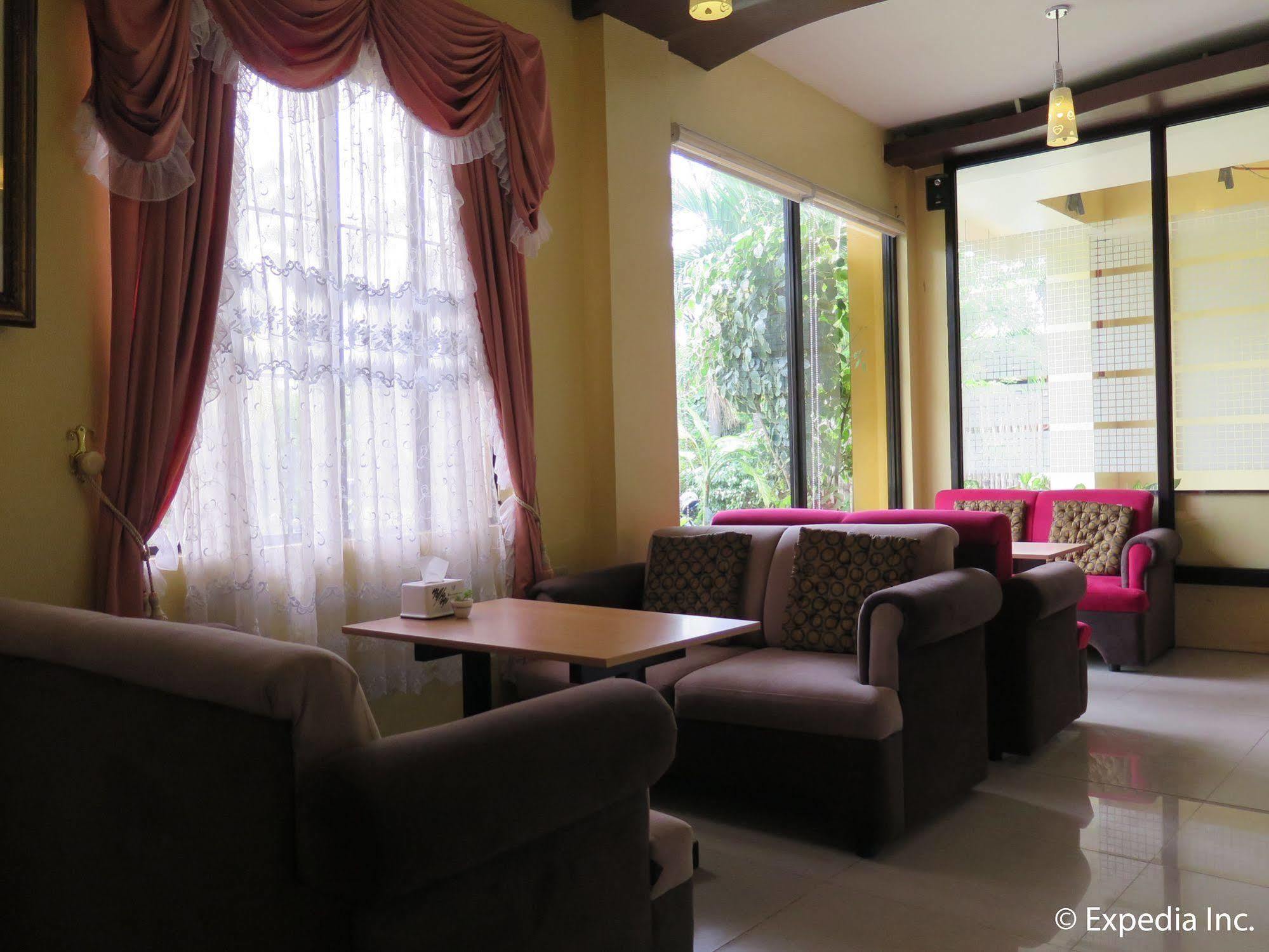 Oyo 197 Sunny Point Hotel Davao City Extérieur photo