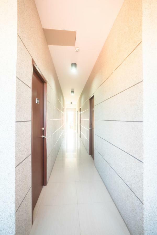 Oyo 197 Sunny Point Hotel Davao City Extérieur photo