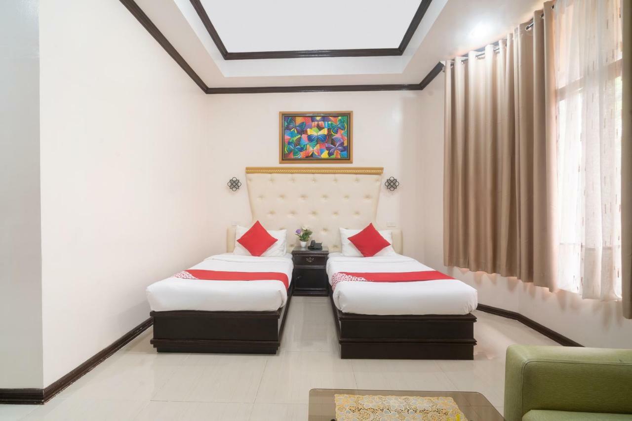 Oyo 197 Sunny Point Hotel Davao City Extérieur photo