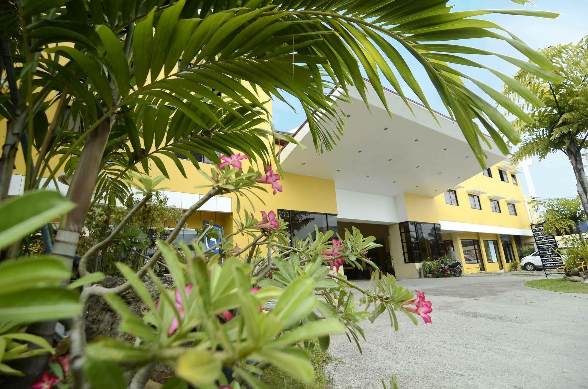 Oyo 197 Sunny Point Hotel Davao City Extérieur photo